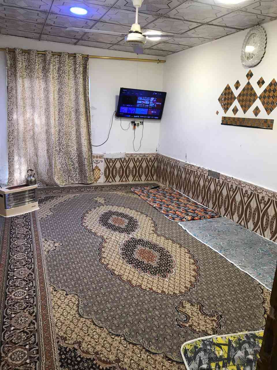 130 متر للبيع حي المكرمه خلف الطاقه شارع الطاقه السعر 130 مليون التواصل على رقمن***********
