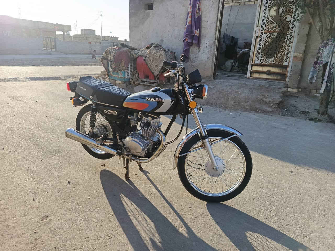 السلام عليكم دراجه للبيع موديل 26 اوراق سكنر سبعه 900 ابي مجال تخابر تدلل ‏‏‪***********‬‏
