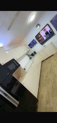 كاونتر اوف وايت • ٦ متر ونص • اليرموك اربع شوارع