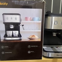 ماكينة إسبرسو Sboly • شبه جديدة • ٢٠ بار