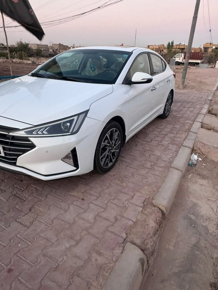 سلام عليكم 
النتره اللبيع موديل 2019خليجي
كفاله عامه 
موصفات 
فول موصفات 1/1
داخل صاج 
مكينه الفين دوش 

رقم ميسان 
السعر واستفسار ع رقم ***********
