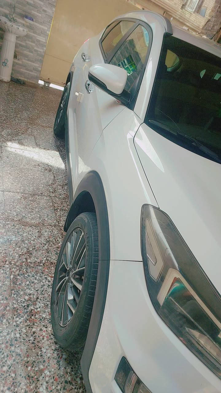 توسان موديل 2019 خليجي مكفوله لاصبغ ولاضربه بغداد بأسمي رقم انكليزي تحكم استيرن شاشة لايت دوار خمس عدسات سيارة ماشية 79 السعر خاص بغداد الضباط شارع الكاشي مقابل بدالة الكمالية للاتصال ***********
