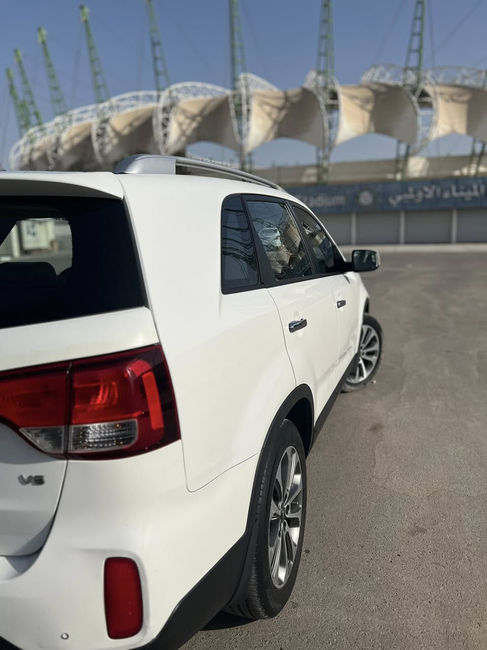 السلام عليكم
سورنتو ٢٠١٥ خليجي كفاله ١/١ للبيع
محرك ٦ وكير مكفولات
رقم بصرة الجديد هزه وسنوية جديده
بأسمي تحويل ثاني يوم
٧ راكب
فول مواصفات عدا الفتحه
بصمه 
عينه شاشه
تحكم ستيرن 
مري شفط 
اشاير بل مري
ترحيب عينه وابواب
يدات نيكل
كامره خلفيه 
نضام ايكو اقتصادي 
حساسات خلفي امامي
تبريد ٣ قطع صلوات ثلج
وغيرها من المواصفات بعد الخليجي معروفه
سيارة جاهزه صلوات ومبيها نقص برغي 
السعر ٢٠٥ وبيها مجال للشراي مو للعمله
للتواصل / *********** 
المكان البصرة المعقل .
