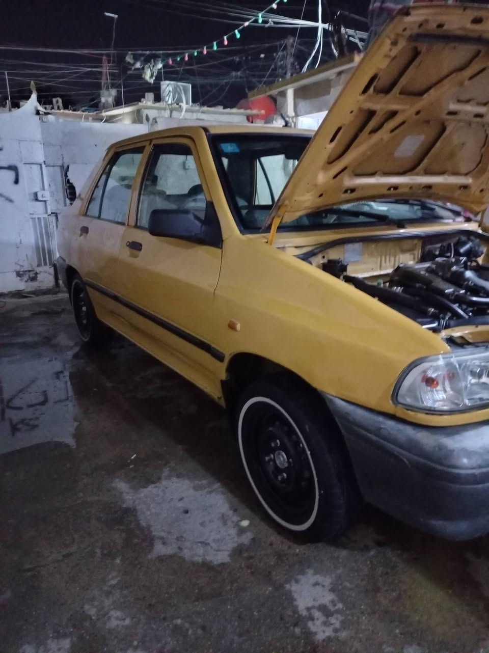 سلام عليكم سايبه 2015 سياره جديده وكامله كير مكينه تبريد تخم تاير دوشه سياره جاهزه رقام نكليزي مكفوله من التبديل بيها ربع الجاملغ مصبوغ المامي العنوان جكوك قرب الشعله(***********) السعر 37 وبيها مجال قليل
