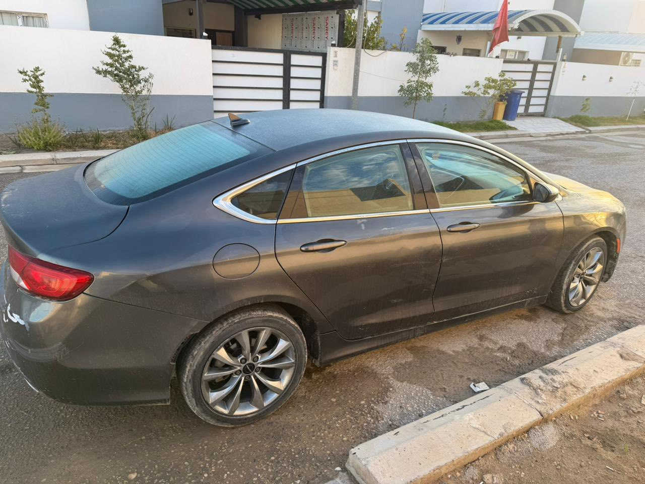 السلام عليكم 
C200 للبيع
 موديل 2015  
السعر 115 و بي مجال 
للاستفسار الاتصال على 
0771 302 4342
0771 302 4332
