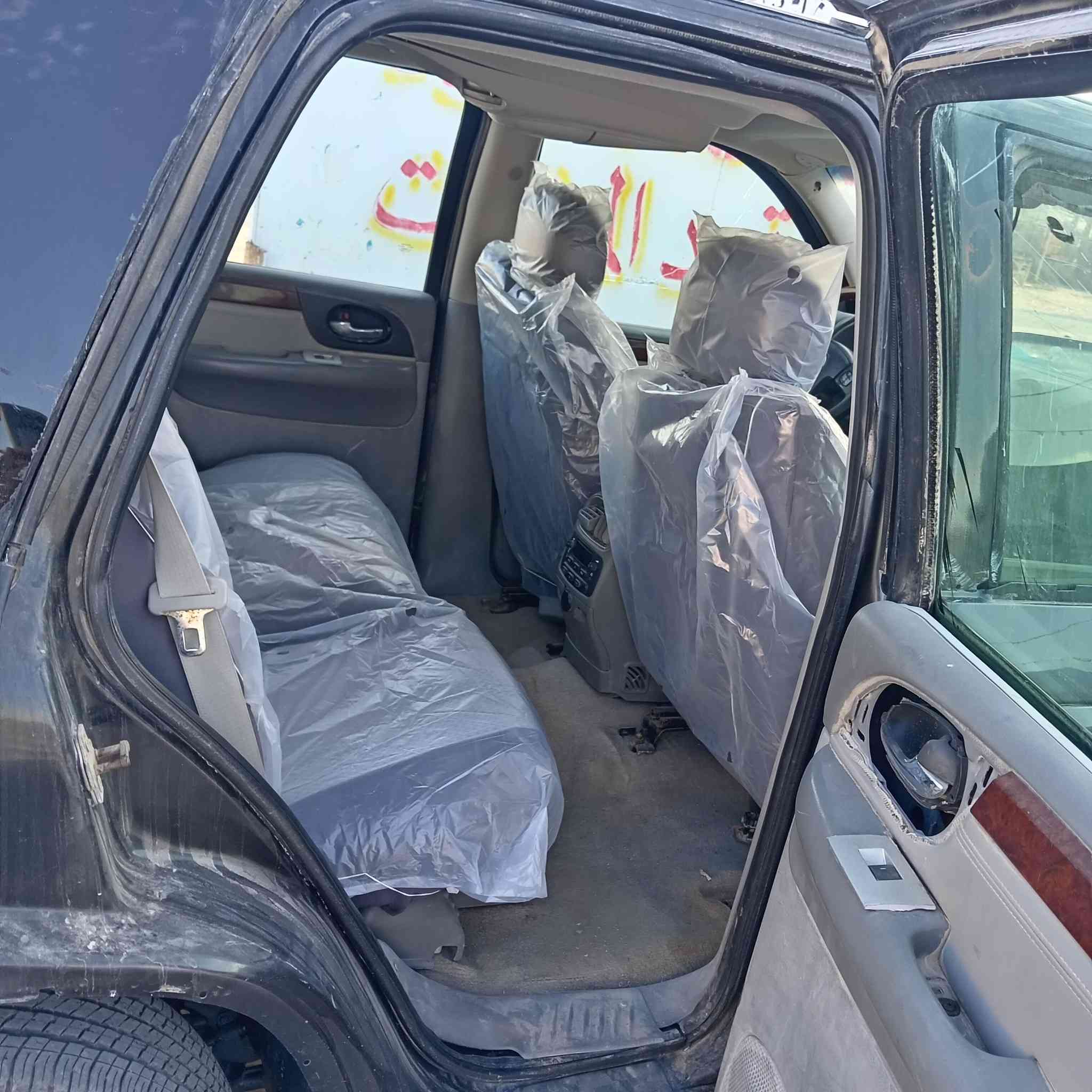 سلام عليكم جمسي ان فوي موديل ٢٠٠٨ وارد أمريكي فول مواصفات شاشه تلفزيون كهربائيه كله شغاله مكينه وكير كارتون حداديه امامي امامي جديده خلفي نص عمر سياره رقم بغداد صدام تحويل ثاني يوم سنويه ساقطه السعر ٤٥ وبيه مجال للجادين بلا شراء ***********
