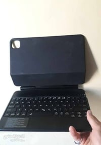 كيبور ايباد 11  للبيع  السعر 50,000 و بي مجال  العنوان  بغداد / الكراد...