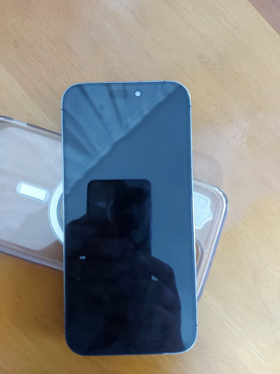 ايفون ١٤ برو ماكس
ذاكرة ٢٥٦ 
دبل سيمكارت 
كلشي شغال بي 
مبدل شاشة وبطارية اصليات على ايدي بدلتهن 
فيس ايدي شغال 
وبي هذا الكسر الخفيف بلضهر واصلاً ضايع وما بي اي تأثير 
الكامرات شغالات وكلشي شغال 
السعر ٦٥٠ الف


**إذا كنت صاحب هذا الإعلان وتريد حذفه لأي سبب، رجاءا أرسل رسالة إلى الدعم الفني**