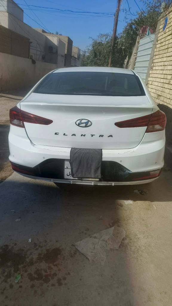 النترا ٢٠٢٠ فول مواصفات سيارة كامله مكمله  بيها بس البنيد السعر ١٤٥ وبيها مجال مكاني الحيره الاتصال *********** النجف, العراق
