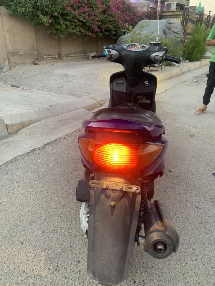 السلام عليكم سكنس ياباني ١١٠ خطين سكليتر دراجةتشتغل سلف جاهزة من كلشي بيهة محرك جديد شلعة ومعدل الكهربائيات كلهة شغالة لايت وبك لايت واشاير  كلة شغال ابريك امام خلفي دراجة برغي ما نقصهةمكاني الحسينية مال راشديه
***********
