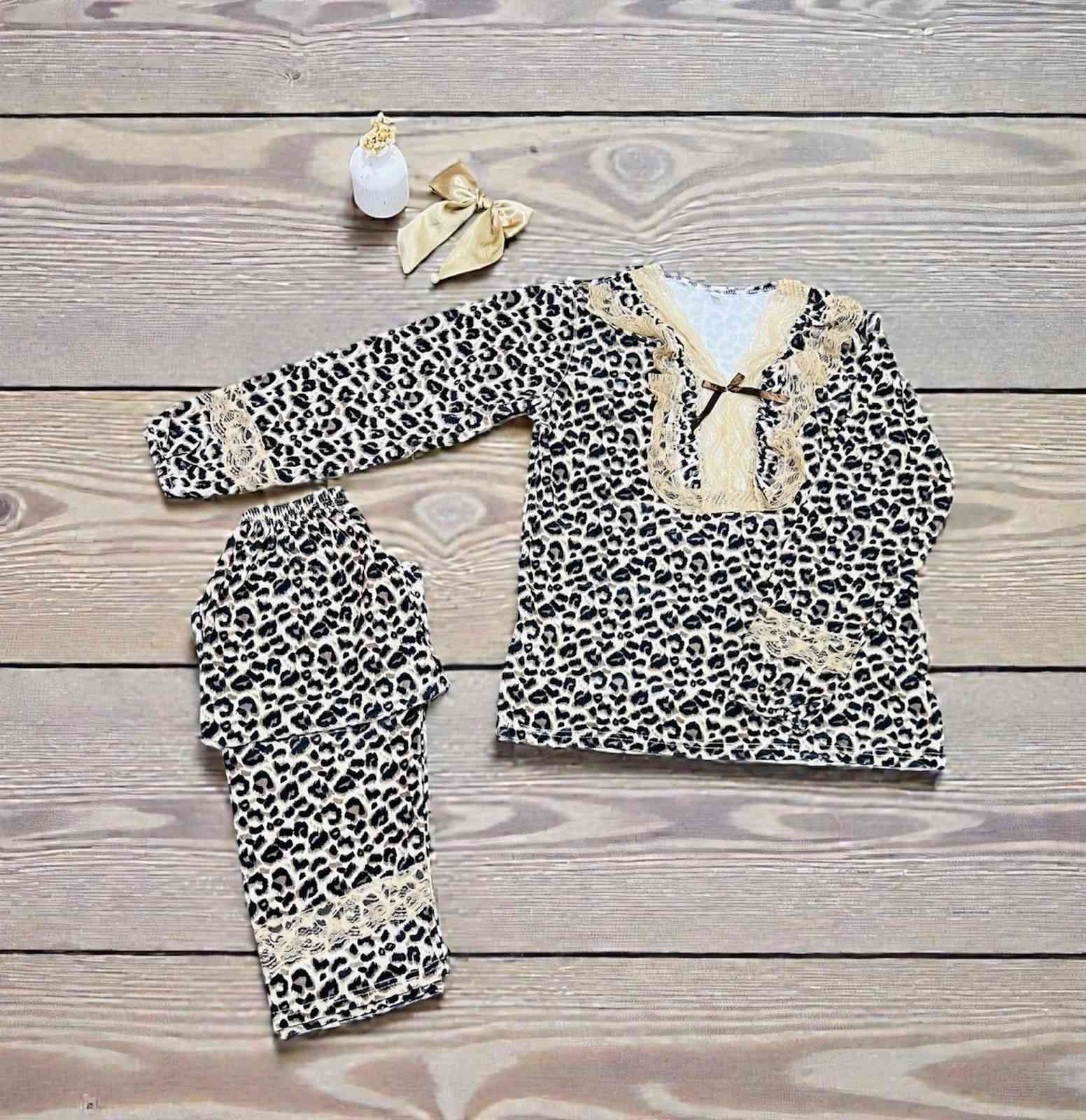 تراكات شتويه
السعر 7 الف توصيل لكل المحافظات
للتواصل واتساب ***********
