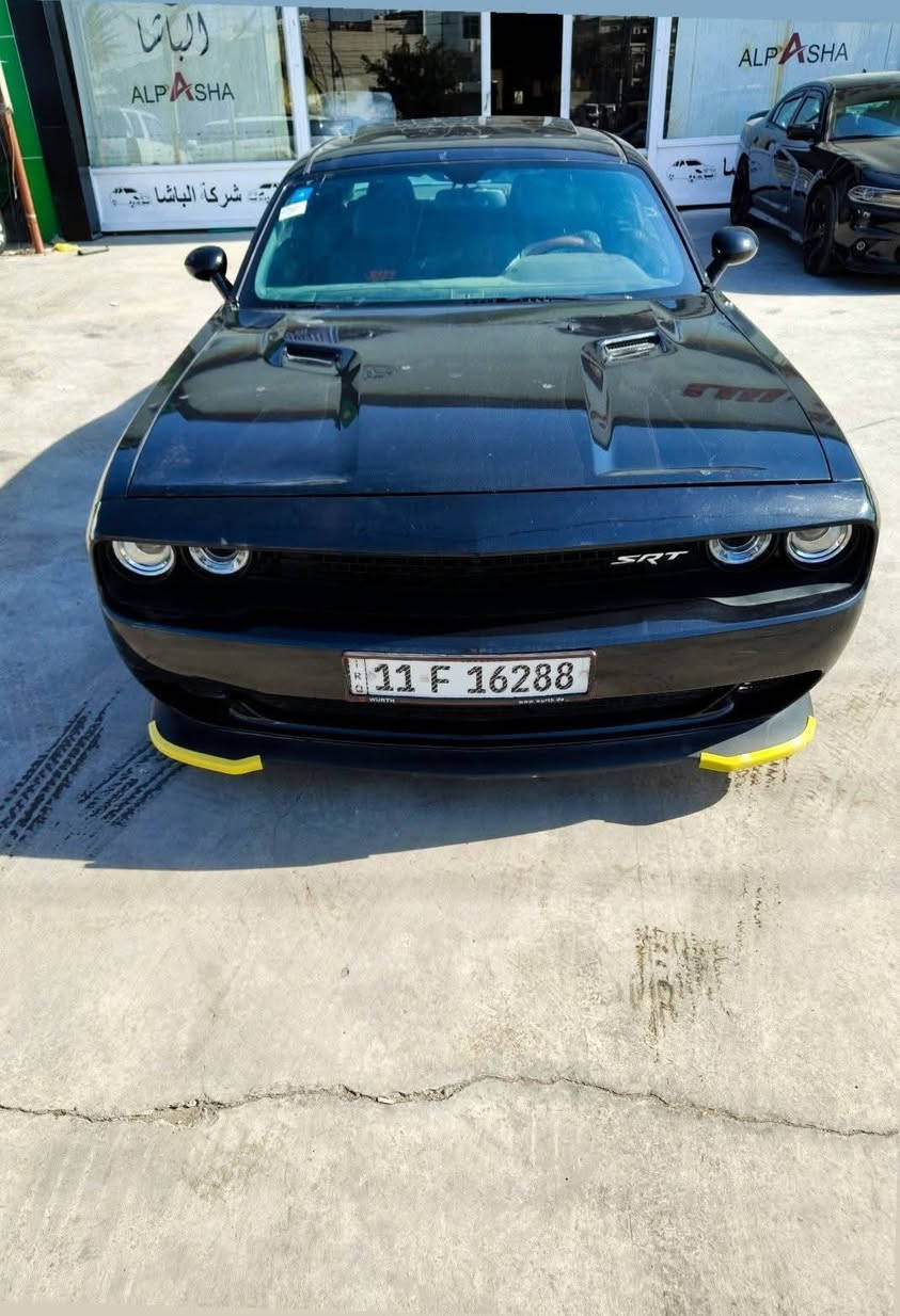 سلام عليكم  جالنجر مديل 14 فول موصفات لخير فتحه تشغيل عن بعد  منضومه غاز  منضومه زنون اصليه نهار  مكينه 6سلندر مكينه كير مكفولات تخم تاير جديد  سياره جديده كلش مال جناي خرفه جديد شاشة اصليه  تحكم ستيرن تحكم شفتات رياضي  بجم محدث 20 حادثة دعاميه أماميه او طاك ايربك ستيرن فقط هاي ترايك سليمانيه  رقم بغداد بسمي  سعر 105 مكاني بغداد الشعب ***********
