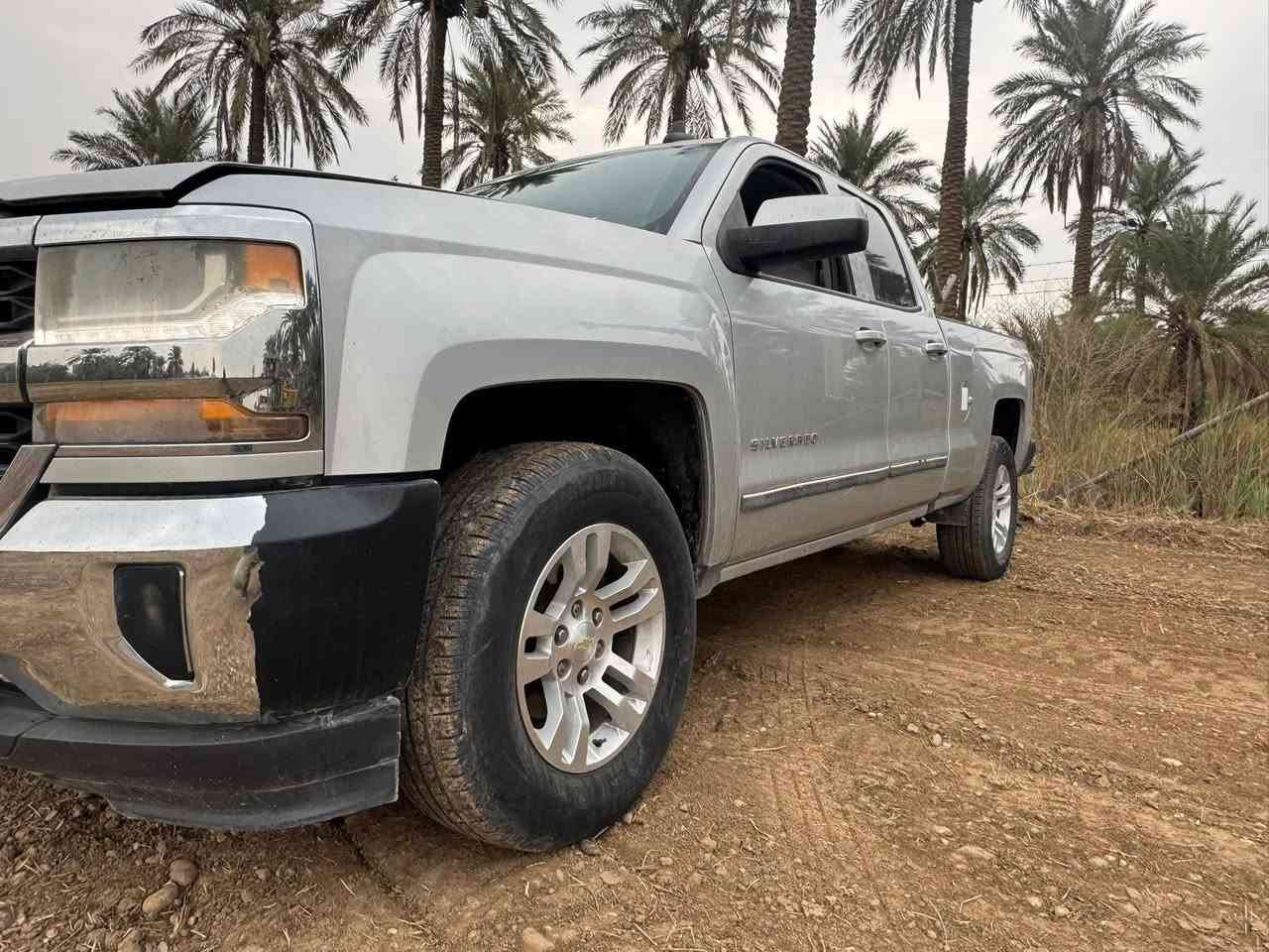 السلام عليكم
مجموعة سيارات رام فورد شوفر سلفرادو سيرة
بيع فقط لايوجد مراوس 
باب طويل بدي قصير
باب قصير بدي طويل
2017 2018 2019
رقم بغداد شرط التحويل
السيارات جاهزات من كل النواحي
مكان السياره بغداد
 *********** واتساب 
الأسعار بين 140 و175
ورقة وبيهة مجال لشراي
