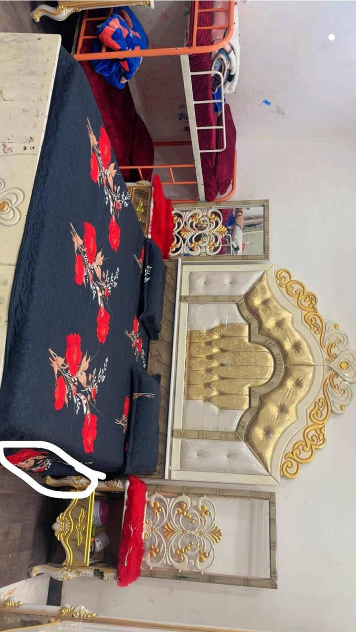 غرفة نوم للبيع
بغداد جميله


**إذا كنت صاحب هذا الإعلان وتريد حذفه لأي سبب، رجاءا أرسل رسالة إلى الدعم الفني**