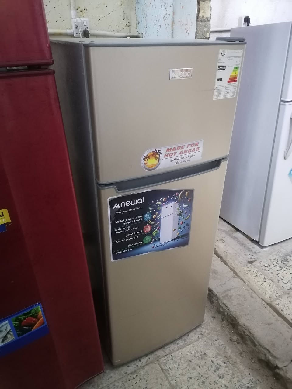 عارضات وثلاجات ومجمدات للبيع كلهن نظيفات كلش وكلهن تركي الاصلي المكان بغداد مدينة الصدر الشراي يتصل علة الرقم ***********
