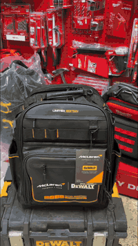 السيف للعدد .  AL SAIF TOOLS

متجر مختص في بيع العدد اليدوية والادوات والكهربائية .
 العنوان / بغداد _ الكرخ _ حي الحسين شارع 40 خلف كلية الرشيد.
 
توفرت منتجات شركة DeWalt الامريكية . 

DeWalt DWST60122-1 
 McLaren Limited Edition) 
حقيبة أدوات احترافية مصممة للعمل في الظروف القاسية . 

إليك المواصفات الفنية والمميزات الأساسية:

المواصفات الفنية:

السعة التخزينية: 23.8 لتر.
أقصى حمل: تحمل وزن يصل إلى 25 كجم.
عدد الجيوب: تحتوي على 43 جيباً وحاملاً للأدوات لتنظيم مثالي.
الأبعاد: 48 × 35 × 20 سم تقريباً.
الوزن: حوالي 2.5 كجم (وهي فارغة).
المادة: مصنوعة من قماش 1680 Denier عالي الكثافة والمتانة المقاوم للتمزق. 

المميزات الرئيسية:

مقاومة العوامل الجوية: حاصلة على تصنيف IP54 لمقاومة الماء والغبار، مع قاعدة بلاستيكية مقاومة للماء لحماية الأدوات عند وضعها على أسطح مبللة.

حماية الأجهزة: مزودة بمقصورة مبطنة مخصصة لأجهزة الكمبيوتر المحمول (حتى 15 بوصة).

سهولة الوصول: تصميم "Flip-up" للجيب الرئيسي يتيح الوصول السريع للأدوات، مع سحابات على شكل حرف U لسهولة الاستخدام حتى أثناء ارتداء القفازات.

وضوح داخلي: الجزء الداخلي باللون الأصفر الفوسفوري (Hi-Vis) ليسهل العثور على الأدوات الصغيرة في ظروف الإضاءة الضعيفة.

الراحة: نظام دعم ظهر مريح ومبطن لتخفيف الضغط أثناء الحمل لفترات طويلة.

تخزين إضافي: تشمل حامل شريط قياس معدني، ومشبك "كاربينير"، وجيباً مخصصاً لعلب المياه أو الأدوات الطويلة

للاستفسار و للطلب 🔻

📥 للحجز، يرجى مراسلة الصفحة عبر الواتساب على الرقم: ***********
وإرسال صورة المنتج، اسم الشخص المستلم، عنوان السكن، ورقم الهاتف.

#Tools #baghdad #Iraq #erbil #basra #bags  
#wera #knipex #germen #usatools
