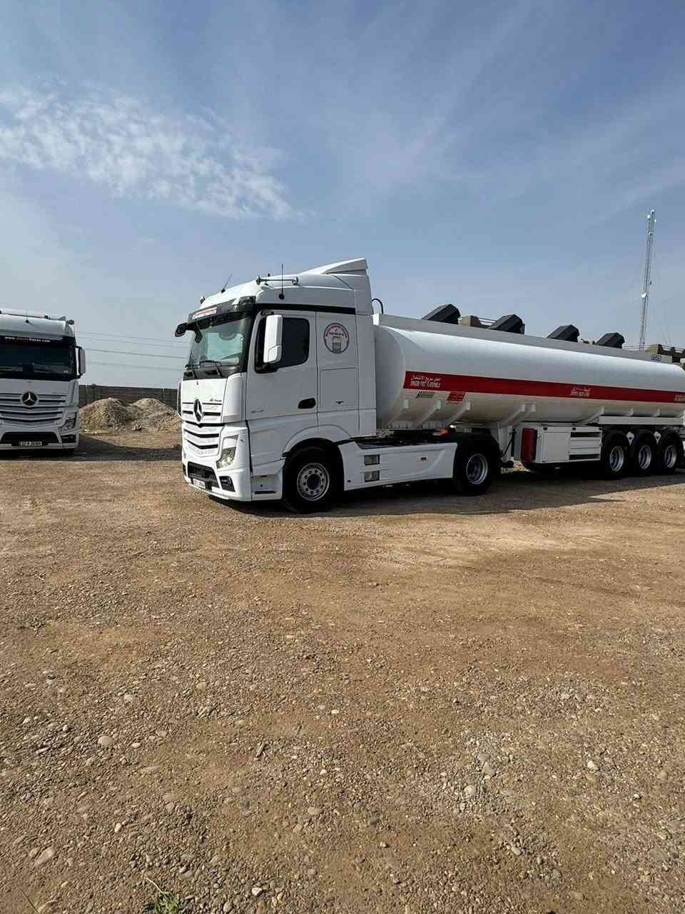 السلام عليكم صهريج البيع  موديل 2017/فول /***********
***********
