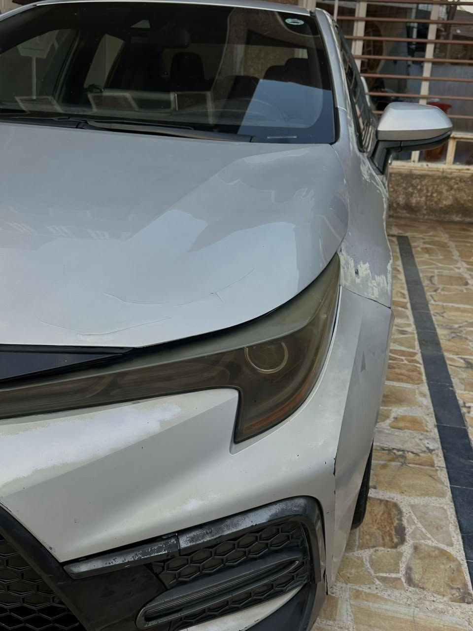 السلام عليكم 
كورلا ٢٠٢٠ 
امريكي SE فوول 
محرك 2000
يصمة 
فتحة 
شحن واير لس
كشنات تدفئة 
رادار امامي
رادار جوانب
بكلايت لد
وباقي المواصفات المعروفة
ايرباك ستيرن طاك
جاملغ ايسر صبغ و نص البنيد 
السعر ١٣٥ وبيها بسيط 
للاستفسار ***********
