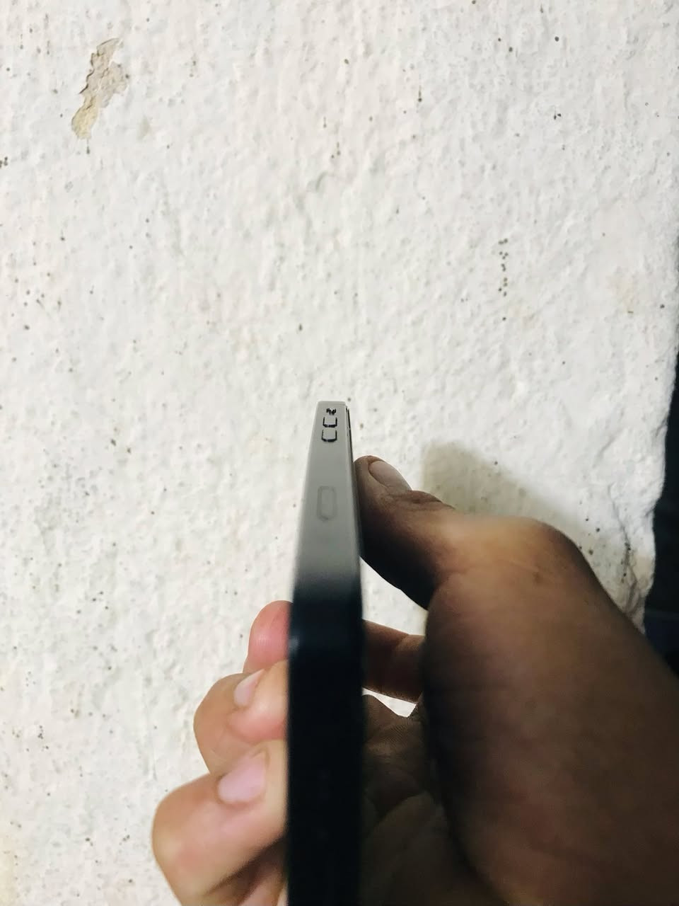 سلام عليكم ورحمة وبركاته شباب ايفون ١١ عادي جهاز مكفول بطارية ٨٤نضافه١٠٠/:١٠٠ بس بي كسر بل ضهر مثل ماموضح مبين شحن مبصرف للمراوس فقط يوجد خاص او رقم هاتف ***********
