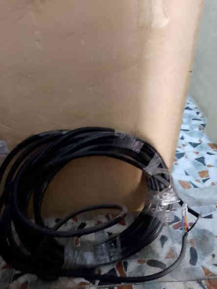 سلام عليكم كيبل 16 ملم 27 ونص متر ب 10 المتر مستخدم شي قليل للشراي بخدمته *********** واتساب
