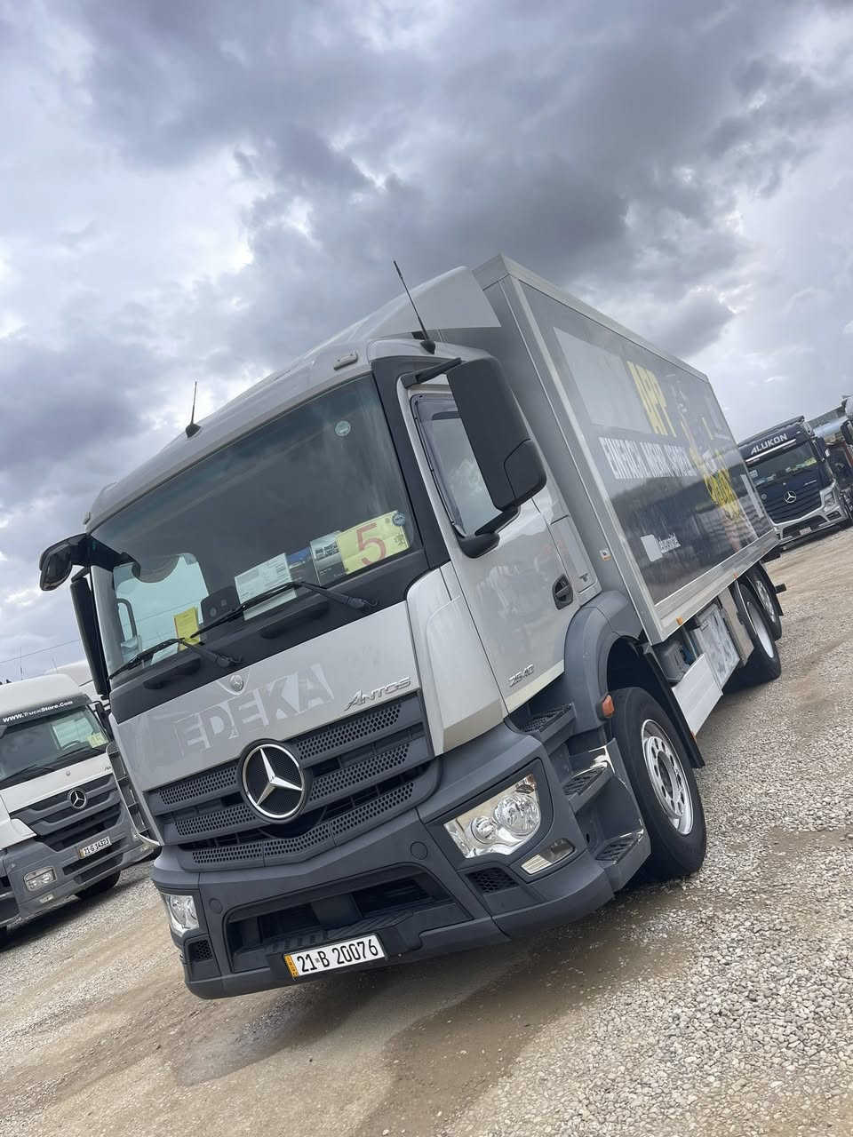 Mercedes-Benz.  2540. 2016. الجديدة سيارة عنوان سليمانية د   ***********

