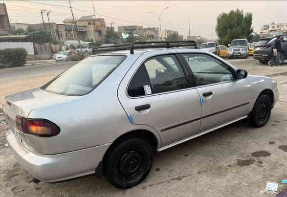 نيسان سني ياباني موديل1995
محرك 1600كير اوتو خيرمن الله تبريد شغال نقص غاز فقط
تخم تاير جديد
صدر امامي خلفي جديد 
مصبوغه فرن جماليه بدون ضرار
سعر43وبيهامجال عنواني بغداد
***********
