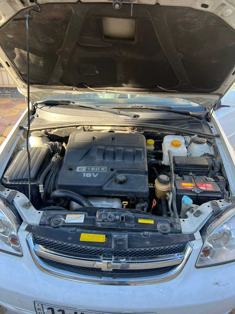 ...السلام عليكم
اوبترا للبيع موديل 12 رقم بغداد نكليزي  تحويل ثاني يوم.  سياره بلادي 
سياره جاهزه ما تصرف عليه أي شي
كير محرك تبريد مكينه كفاله عامه 
تخم تاير شواصي مكفولات بلادي 
دواخل نظيفه سياره حلوه بمعنى الكلمه بلعافيه على الياخذها 
سعار سياره85$بي مجال شي بسيط 
العنوان بغداد الشعله الصدرين
***********
