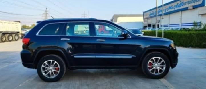 سلام عليكم ورحمة الله وبركاتة
Jeep 4×4 #2012 خليجي لمتد
محرك 6سلندر 3600
فور ويل
تحكم استيرن جهتين
خزن ميموري
موس وضعيات قياده
تبريد قطعتين
مضخم صوت قوي
داخل عسلي مطعم صاجيات
بيها فقط 5قطع كلير
بابين امامي وجاملغين امامي وبنيد
سياره مال موضف من بيتا المقر دوامه استعمال قليل جداً *********** اي استفسار اتصل
