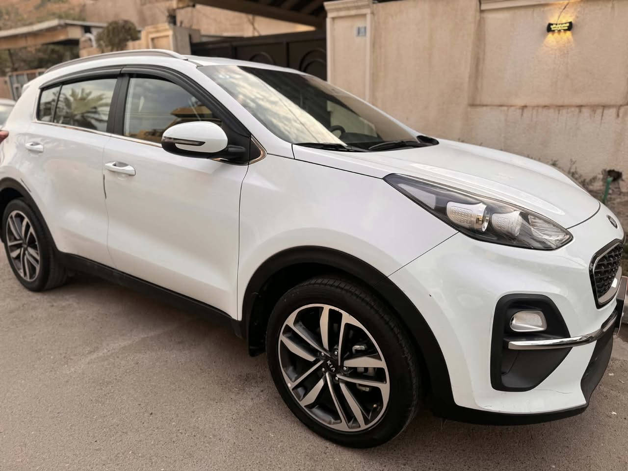 سبورتج ٢١ ماشيه ٣٦ حقيقي خليجي مكفوله من الصبغ بيه طلقه بلقماره منافذه بغداد حي الاعلام 
*********** 
١٩٨ $
