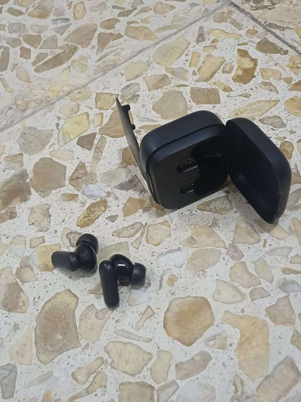 السلام عليكم ورحمة الله وبركاته 
سماعه للبيعه 
الاسم:soundcore R50i NC
ما بيه كل نقص
 العنوان: كربلاء
السعر 20 اوبيه مجال مع حافضه هديه
ملاحضه: الكارتونه مال السماعه متواجده


**إذا كنت صاحب هذا الإعلان وتريد حذفه لأي سبب، رجاءا أرسل رسالة إلى الدعم الفني**