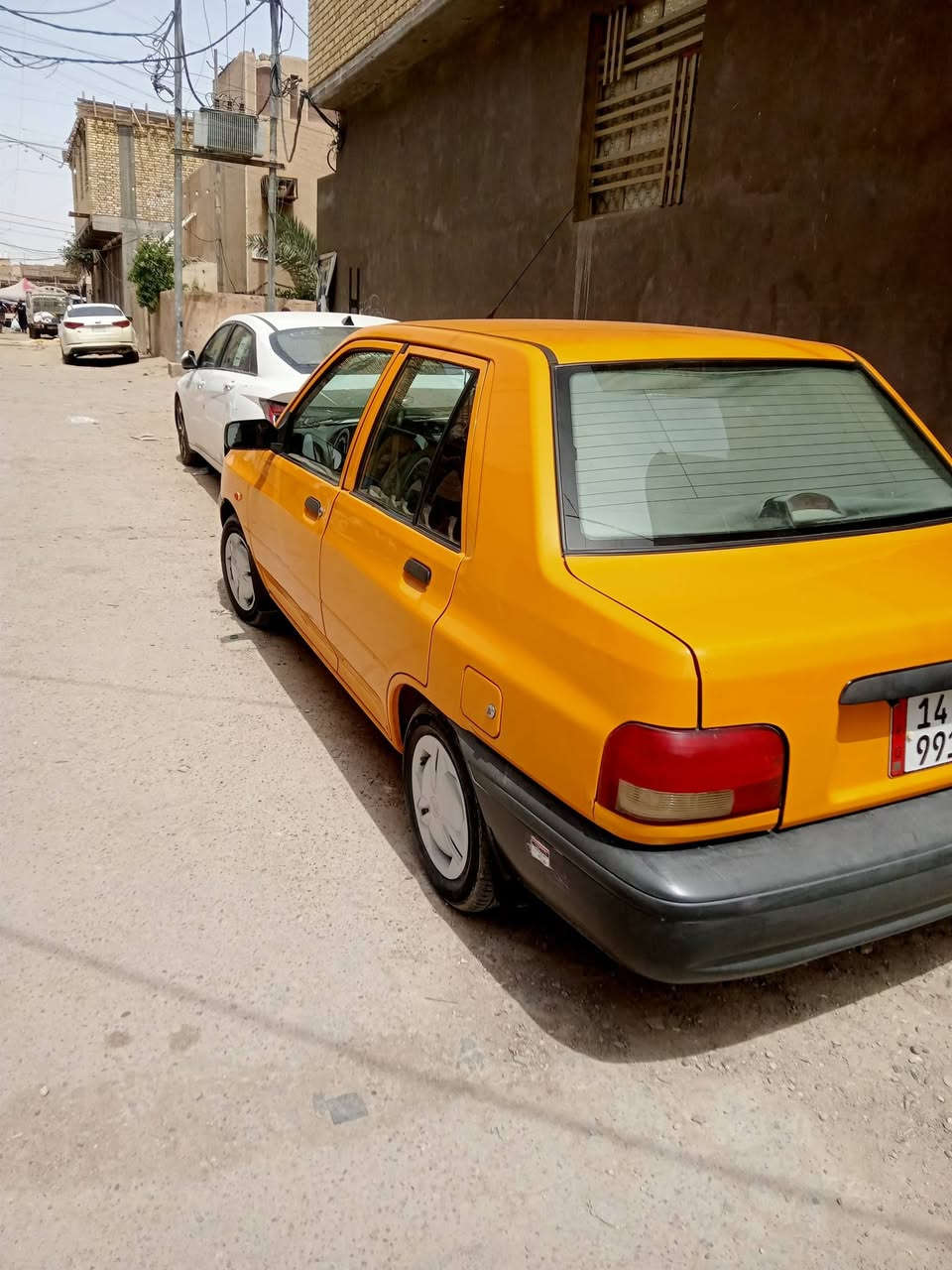سلام عليكم
سايبه 23 بصره مشروع وطني بسمي 
رقم جديد مصفره من كلشي
ماشيه 130 الف سياره جديده 
حداديه تبريد ثلج
بس محرك بيه بخارقليل
السعر58 اتصل *********** العنوان ناصريه
