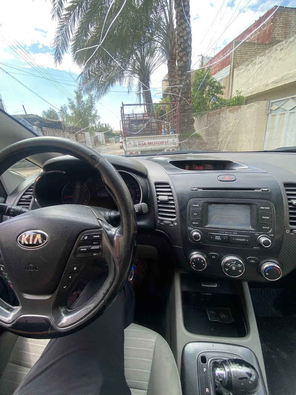 كيا فورتي موديل 2015 امريكي محرك  جيداي 2000 مكفول بدون دواخل بدون تبديل رقم بغداد مصفره وجاهزه  السعر92محرك  كير كفاله تبريد ثلج ليبل واحد مكاني. بغداد الكرخ للاستفسار ع رقم ***********
