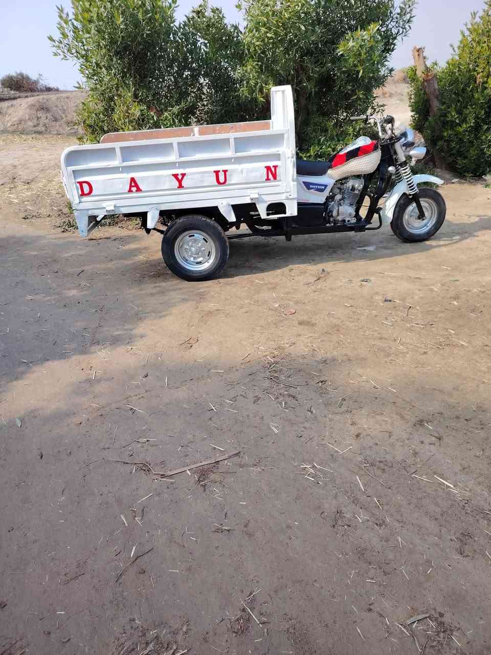 السلام عليكم شباب ستوته البيع موديل 12 وكيله سوق الشيوخ  اوراق جاهزه 
معمره 24 محرك 21 مفتوح بستم فقط ول فته اله 
كله شغال نقص باتري فقط السعر 1300
وبيه مجال مكاني ناصريه سوق الشيوخ الطار 
***********
