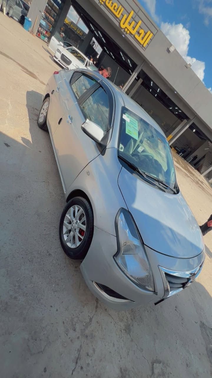 السلام عليكم
نيسان صني هندي 
موديل 2021
رقم اربيل الدولي 
هزه و سنويه جديده 
كابون بأنزين الكتروني  
محرك وكير شرط 
كير توماتيك 
تبريد تدفئه 
طخم تايه جديد 
طخم حداديه جديد 
شاشه وكامره 
سياره ضررها قطعتين صبغ جاملغ وبوند بدون دواخل شرط وبيها بارد بسيط بل سقف 
شرط التحويل 
السعر 90$وبيها مجال


**إذا كنت صاحب هذا الإعلان وتريد حذفه لأي سبب، رجاءا أرسل رسالة إلى الدعم الفني**