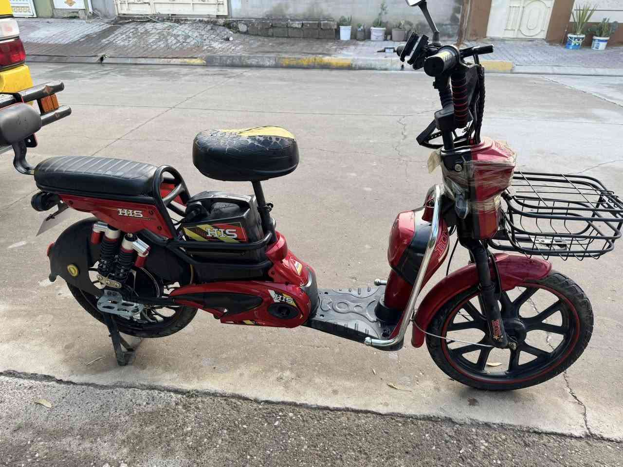 دراجه شحن للبيع خمس بطاريات مابي اي عيب 
سعر 250 
لاستفسار ***********
