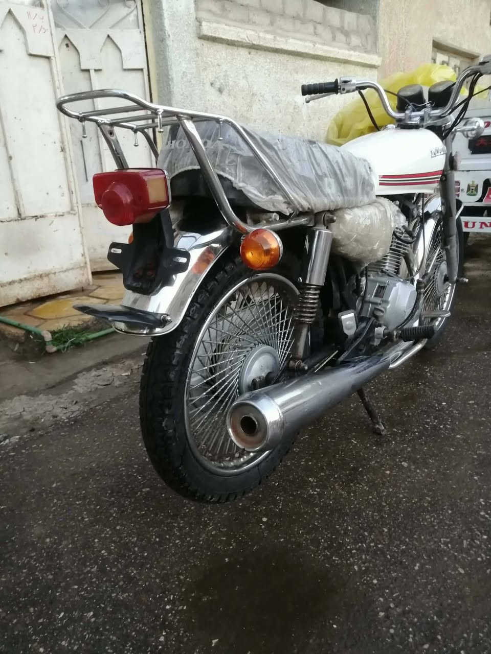 يالله
دراجه نامه كامله موديل 2020 أوراق كامله
كهربايات كله شغله وجديده محرك مفتوح وناعم
لشراي *********** مكاني الشطره 👉 سعر 550 قفل بدون مداهر
