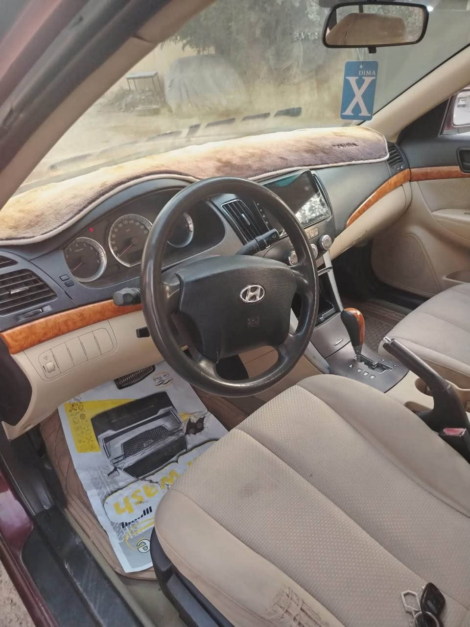 السلام عليكم عندي هونداي سوناته موديل ٢٠٠٩
خليجي مصبوغه عام اثر جراد بدون قطره معجون بدون حادث مكاني بغداد الاسكان 
١- اوت ماتيك
٢- فتحه سلايت طكتين
٣- مانع انزلاق
٤- شاشه جبيره
٥داخل بيجي لونين
تخم تاير جديد باتري جديد سياره مال جني 
للاستفسار الاتصال ‭٠٧٧٠ ٩٧٤ ٣٥٧٢‬
سعرها ١٠٥
اني مكلف بالنشر اتصلوا ع صاحب السياره بغداد, العراق
