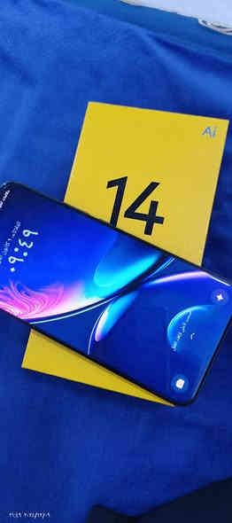 ريلمي 14 برو بلاس
‏ملحقات كامله 
‏نظيف فقط شخطين بلشاصي 
‏مكفول من كلشي 
‏ذاكرة 512
‏عشوائيه 26
‏سعرة ٤٢٥ قفل 
‏مكاني كربلا للاستفسار ***********
‏
