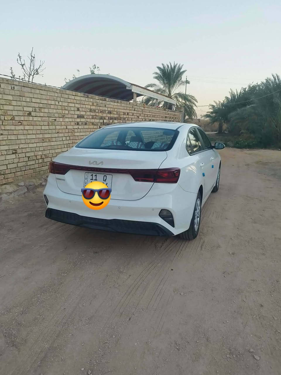 سلام عليكم
سيراتو 24 
سياره جديده كفاله عامه من كلشي 
محرك 1600
ماشيه 24. الف
رقم بغداد بسمي مداور ثاني يوم 
السعر 172 وبيهه مجال للستفسار تصل ع الرقم 
***********
