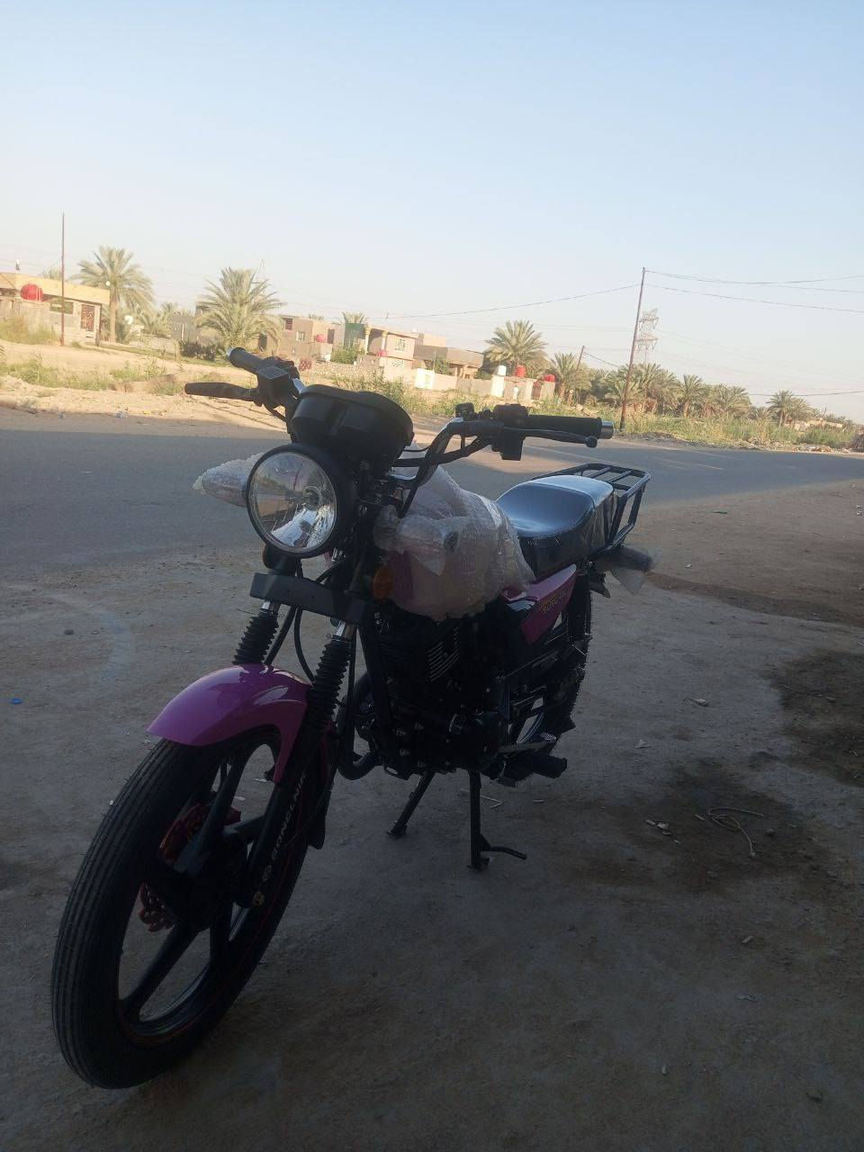 السلام وعليكم دراجه للبيع موديل 2025 اوراق كامله 
المكان بابل قرب العلويه شريفه 
سعر 850 وبيها مجال 
***********
