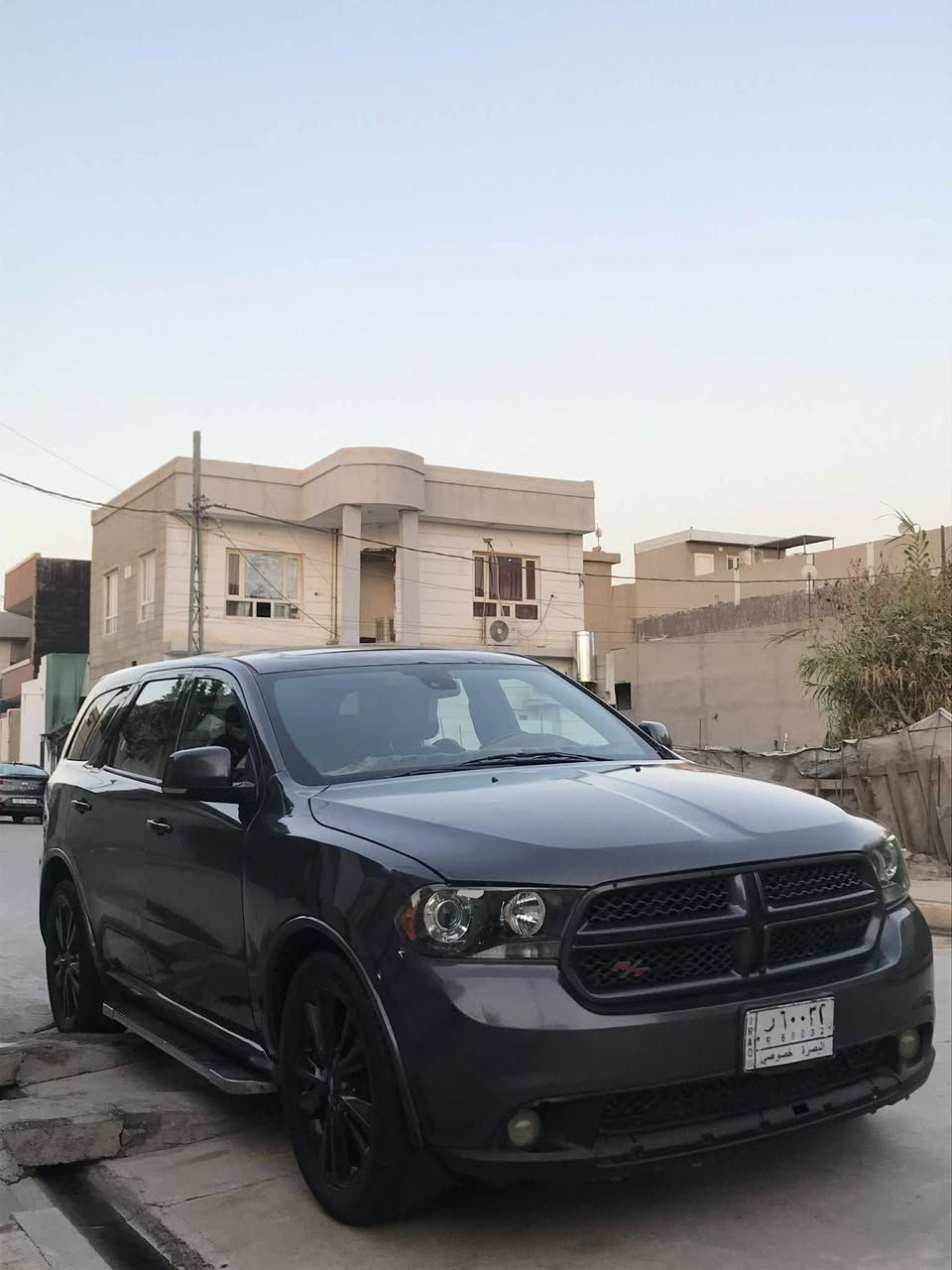 السلام عليكم دوج دورنكو 2013 RT  ماكس
رقم بصره
 فول مواصفات فتحه سقف شاشات عدد2
كشنات حضن اسود مختم R/T
تشغيل عن بعد 
7 راكب 
نضام eco/sport
تخم تاير جديد
صدر جديد
السيارة مابيها نقص 
ضررها جاملغ وبنيد وبيها صبغ مكانات  ابيع حزام 
السعر 138 وبيها مجال  
التواصل ***********
