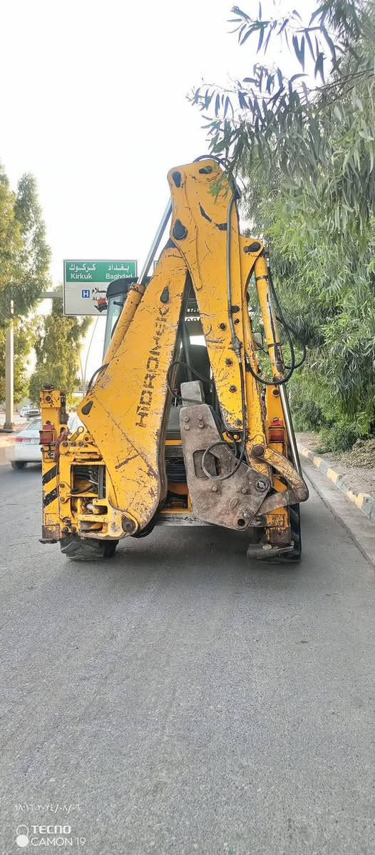 سلام عليكم حفاره هودروماك موديل 2007 رقم اربيل باسمي عنوان الموصل معه جك شغال  ***********/اسيا *********** موجود واتساب
