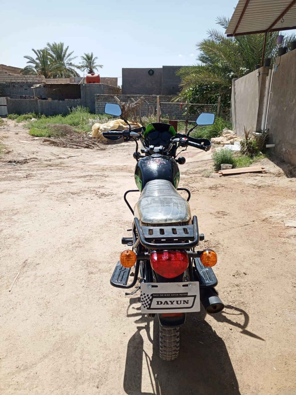 سلام عليكم 
دراجه دايون جبلي للبيع
محرك 200مكفوله كفاله عامه
سعر 1600 وبيه مجال
مكام الحله شارع 80 حس عسكري
الاستفسار مراسله الصفحه او ***********
