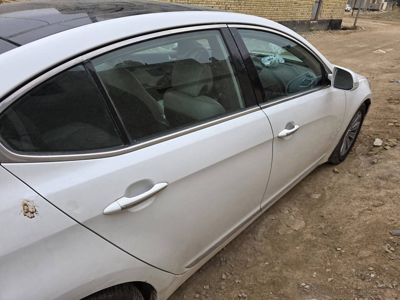 السلام عليكم     كيا كادنزا 2011 خليجي Vip فول للبيع رقم بغداد بأسمي الرقم الانكليزي تفاصيل السياره كما موضح بالسونار السعر ب ١٣٠ وبيها مجال للاستفسار الاتصال ع الرقم ***********
