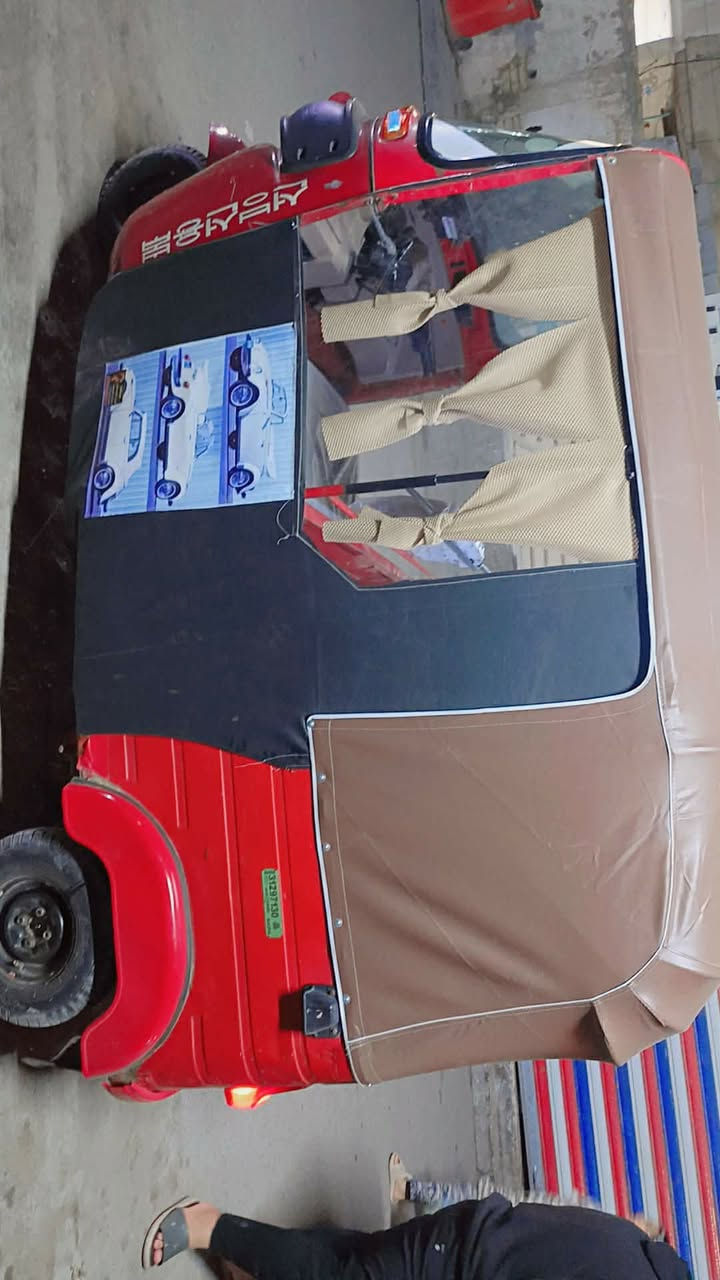 سلام عليكم تكتك للبيع ١٨ اوراق اصوله اتكفلك بيهن قانون وعشائرين
مستعجل ع بيعته المكان بغداد البياع المعالف 
تكتك تجفيت جديد مكينه خير من الله اكسل خير من الله 
كبل لشارع مذب عليه ولا ربع كلشي بيه جديد 
سعر ٣٦٠٠ وبيه مجال حك جيه 
*********** 
ملاحضه تكتك ما بيه لا صبغ ولا معجون
