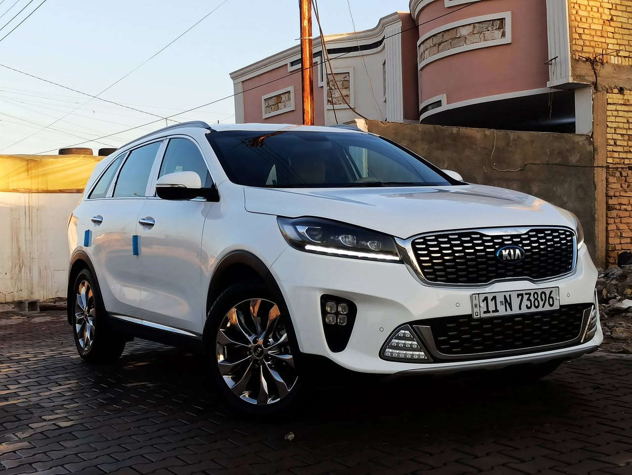 السلام عليكم
سورنتو 2020  خليجي 6 سليندر  ، 7 راكب  أثر الحادث شيش شخط البابين جهة السائق وتم الصبغ فقط الباقي مكفولة كفالة عامة 
فول مواصفات عدى الفتحه
نظام ترحيب 
بصمه ابواب وتشغيل 
لايتات زينون 
 كشنين كهرباء  
كامرا خلفيه 
دبل حساس امامي خلفي
 فول تحكمات ستيرن 
٣ انظمه قيادة
سايد بريك قدم 
صندوك كهرباء 
تبريد ٣ قطع 
وبقيه المواصفات معروفه
سيارة نظيفة وجاهزة تخم تأير جديد ماشية 113 آلف 
تحويل ثاني يوم السعر 245 وبيهة مجال حق الجية المكان بغداد قضاء الحسينيه الراشدية الرقم *********** واتساب موجود
