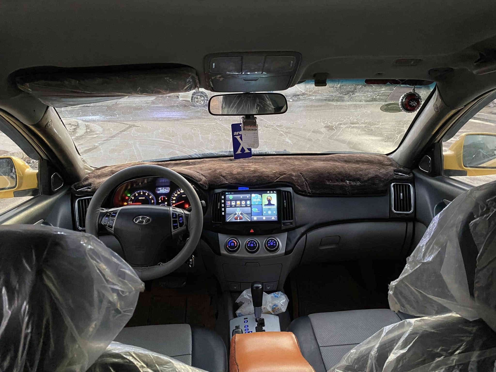 سلام عليكم الانتر مديل 2009 امريكي حادث جاملغ ايسر سياره مابيه اي نقص تخم تاير جديد مكينه وكير جدد تحويل مباشر سنويه ٢٠٢٦ ما ساقطه السعر ٨٨ وبيه مجال قليل 
مكينه 2000عنوان بغداد البلديات 
‎*********** وتساب
‎*********** هاتف
