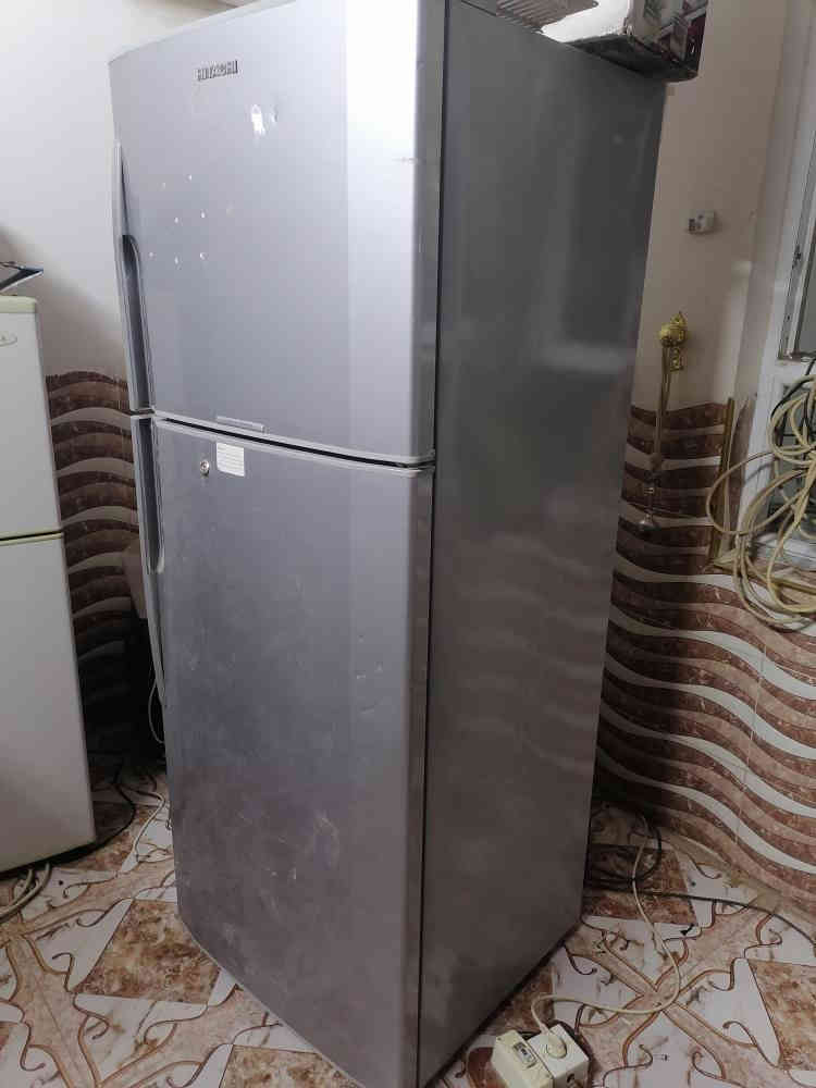 ثلاجة بخاخ اللبيع شغل سعرا ١١٠ بي مجال كركوك حي العروبه يم ملعب خومسي او وكف قديم حجم ٢٢ قدم بس مبدل ماطور مابي اي عيب شغال بل شرط ٧ايام ضمان
***********
*********** كركوك
