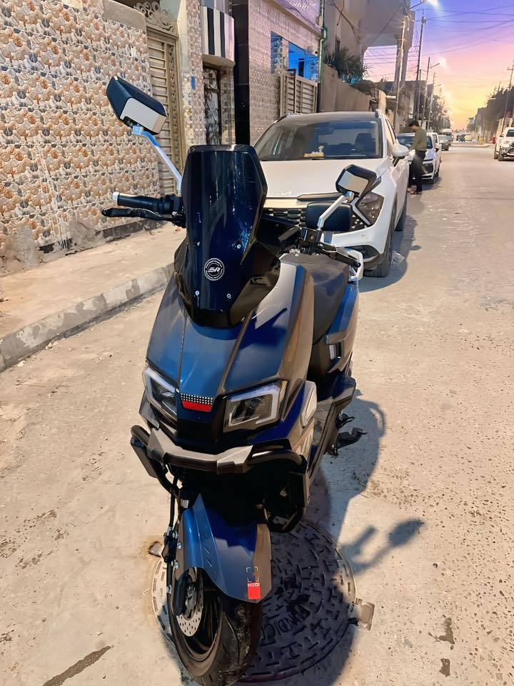 🔴 الصاعقة 2026 للبيع 🔥
🔴الصاعقة 2026🔥
دراجة شحن الصاعقة 
اللون مميز
 بنفسجي على ازرق 
من ماركة هاوجي zkh  دراجة جديدة 
3 سرعات سريعة جداً 
ماشية بالشاشة 1500 يعني دراجة جديده
تمشي بالشحنة الواحده 55 كيلو 
6 بطاريات 32 أمبير 
72 فولت 
نضام ال P
نضام الرجوع للخلف R 
نضام مثبت السرعه  
نضام حساسات جانبية وخلفية ومانع للسرقة 
تشغيل سويج وبصمه بصمتين وسويجين تشغيل عن بعد 
گلوبات عالي ناصي قوي جداً 
أشاير يمنى يسرى 
الكهربائيات كلهن شغالة 
هورن عالي
مرايات
صندوق كبير داخلي 
الملف 2000 حقيقي 
🔴السعر : 900 الف وبيهة مجال شي قليل للشراي 
العنوان : البصرة : الامن الداخلي
الرقم : ***********

