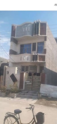 إني مكلف بل نشر مشتمل طابقين المساحه ١٠٠ متر  في قضاء أبو غريب منطقة (...